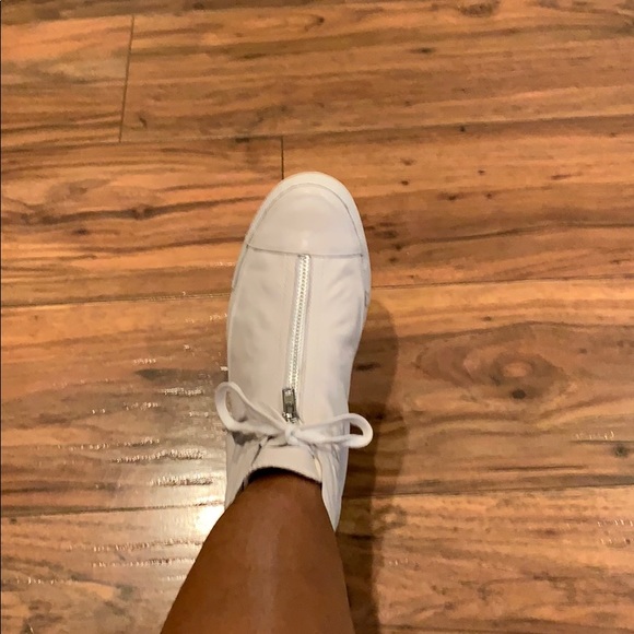 Converse - Picture 5 of 6